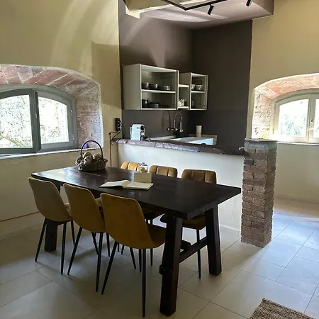 Le Porrine Semesterbostad